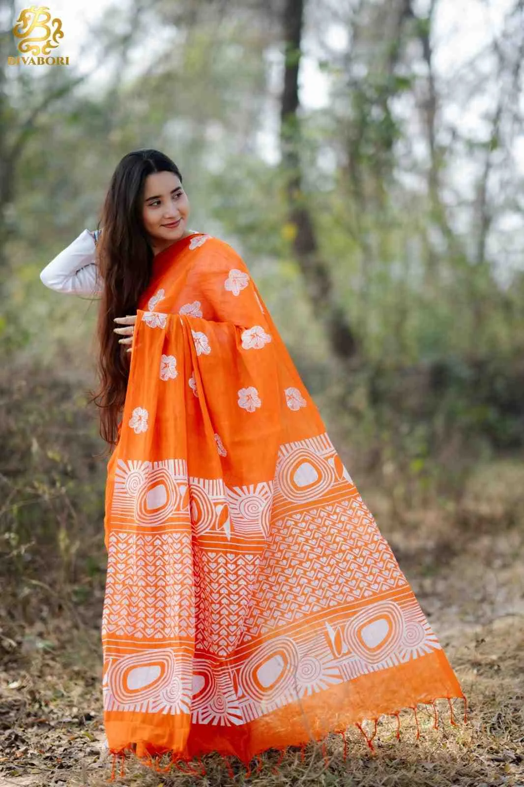 জবা মোটিফ শাড়ি