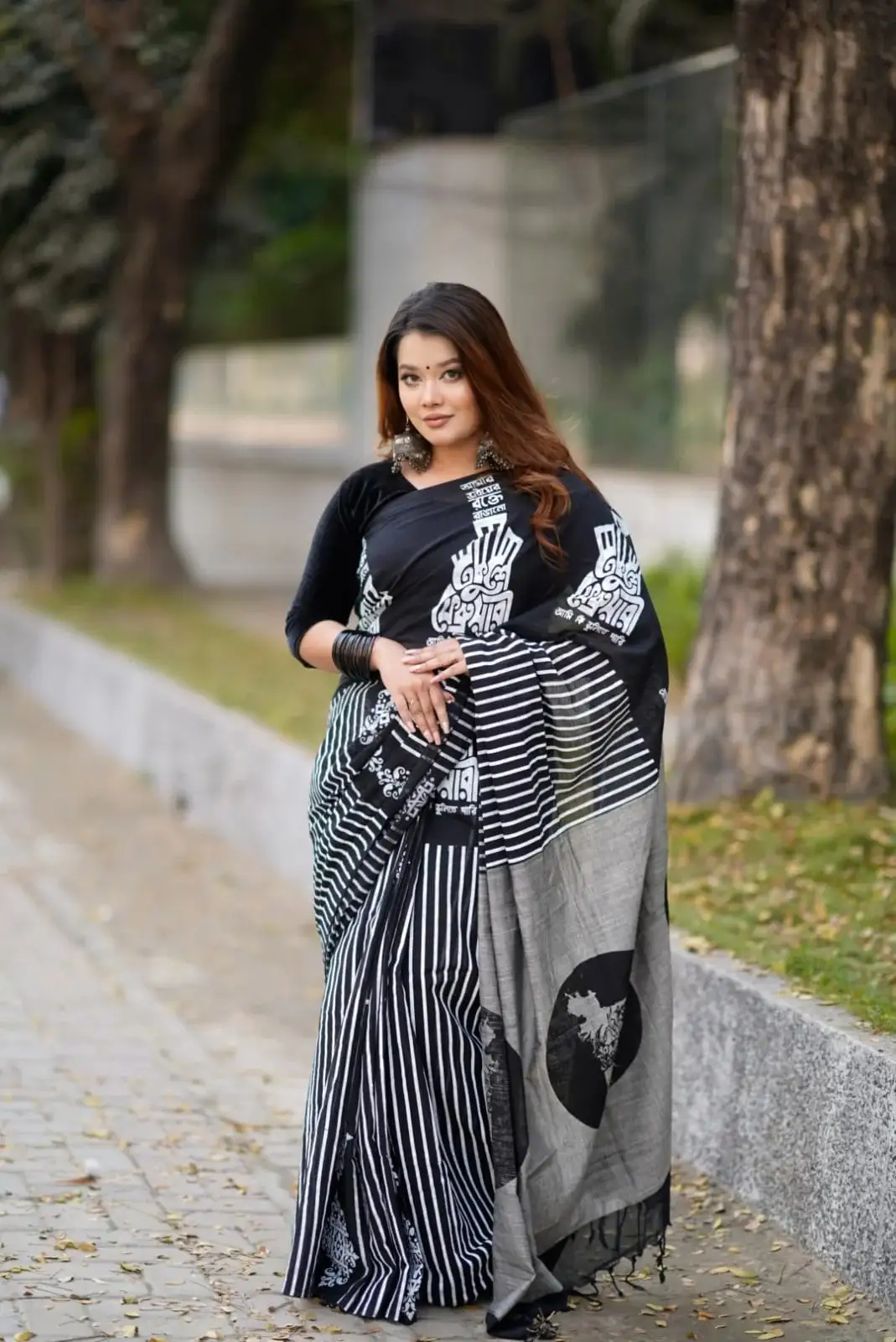 ২১ ফেব্রুয়ারি - থিম শাড়ি