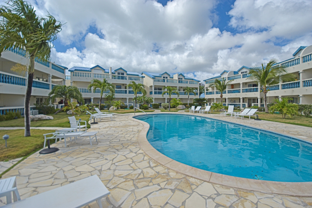 Utropia listings image: for sale in gated community of Palm Beach, sint maarten, simpson bay 31.jpg