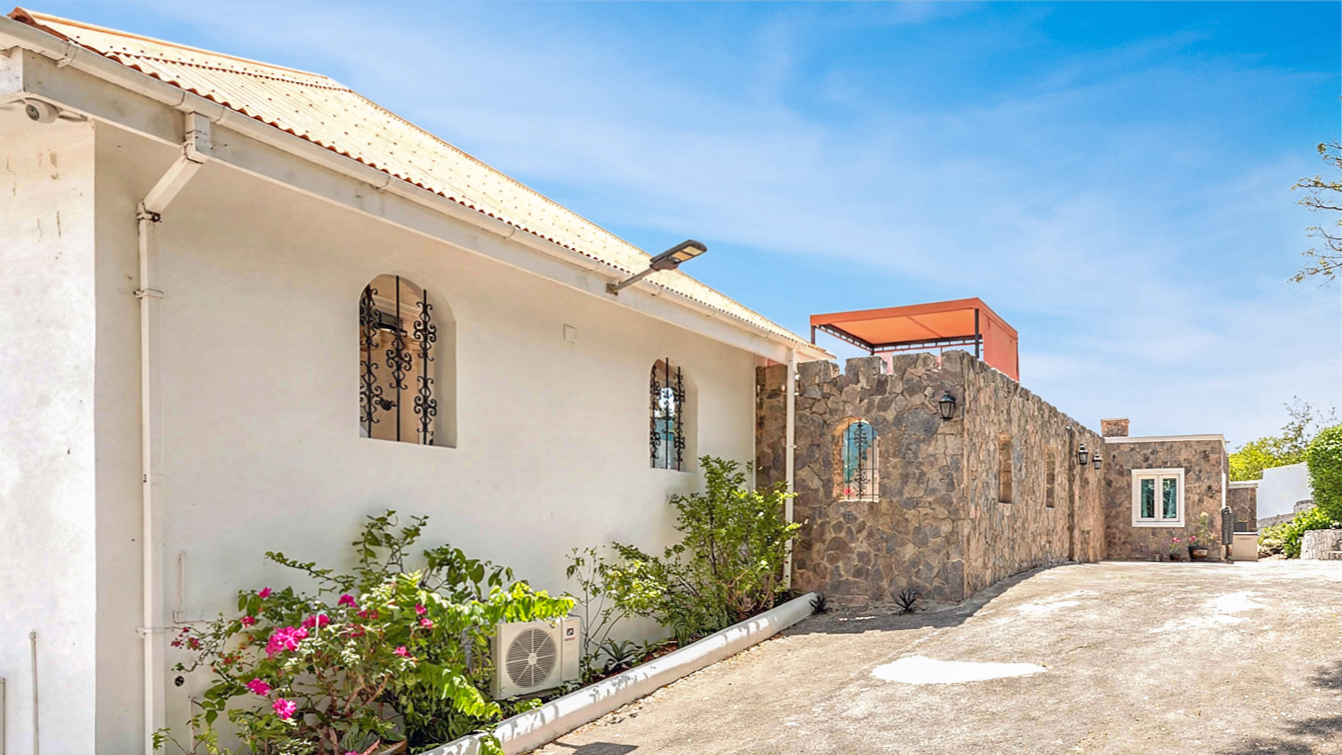 Utropia listings image: 4 Exterior 5.jpg