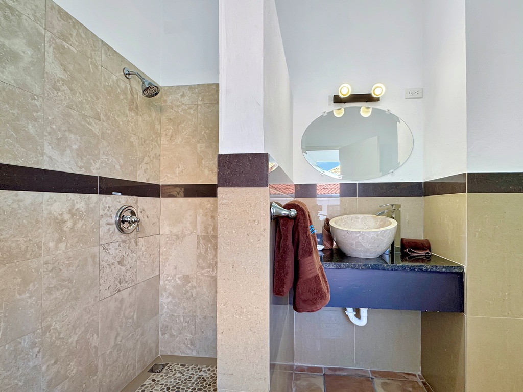 Utropia listings image: 13 BA.jpg
