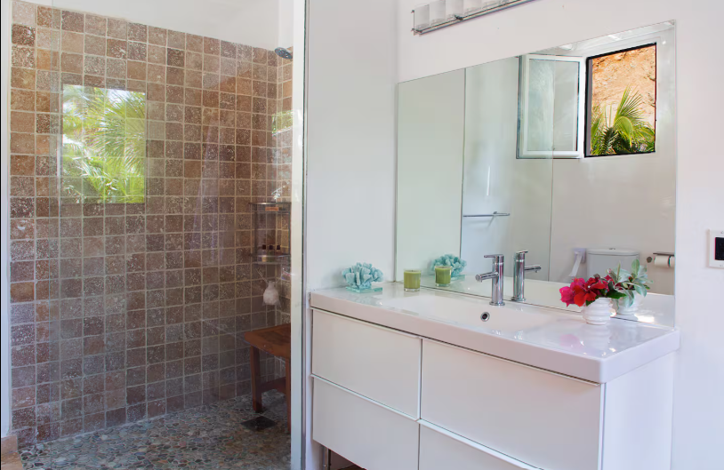 Utropia listings image: for sale 4 bedroom 5 bath ocean view villa in gated community,  sint maarten, oyster pond 12.png