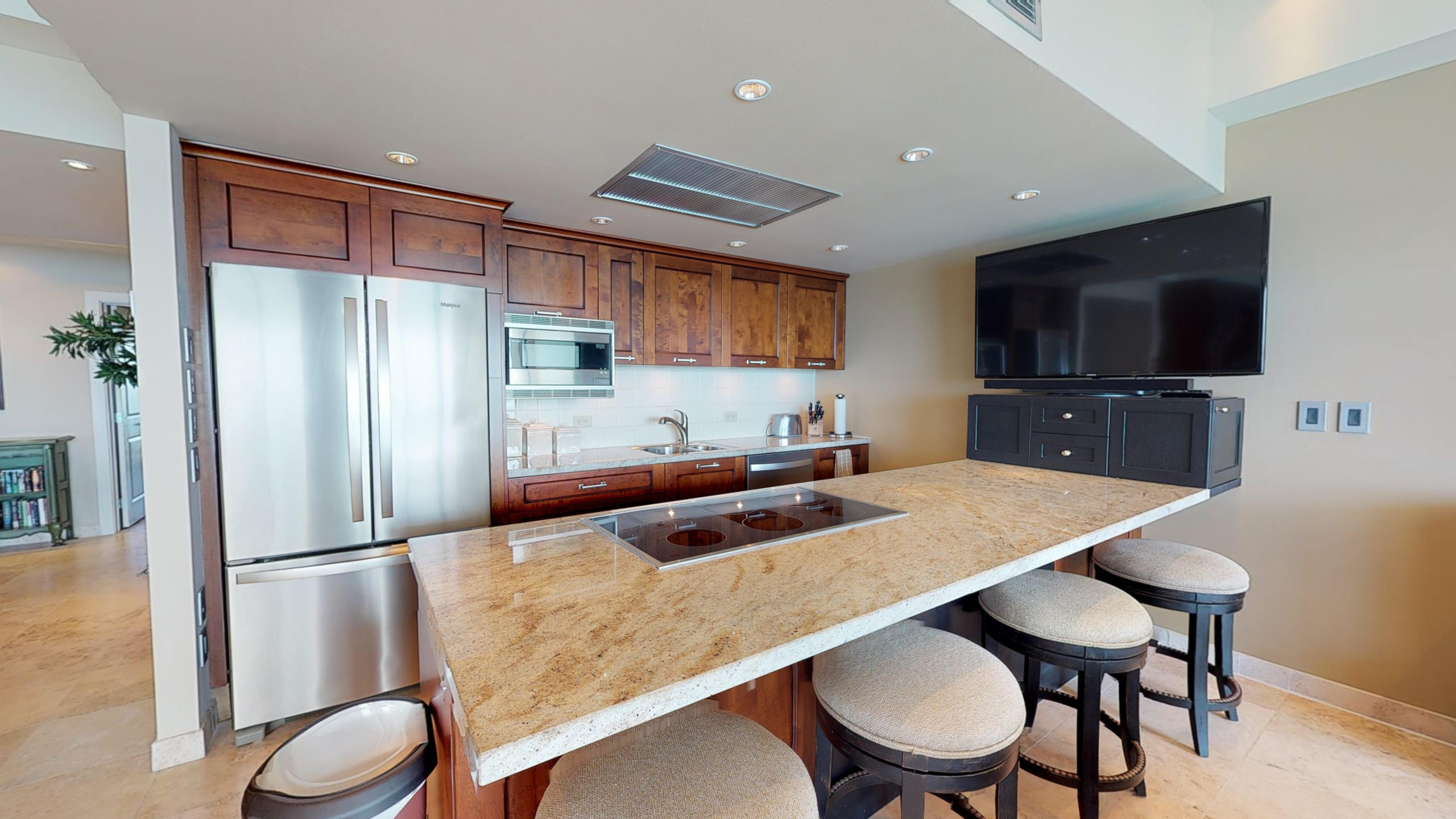 Utropia listings image: for sale, 4 bedroom 4.5 bath beach front condo, sint maarten, cupecoy 8.jpg