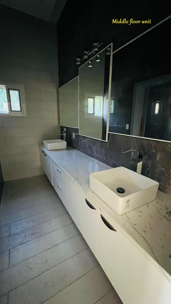 Utropia listings image: available for long term rental 2 bedroom apartment, sint maarten, cay hill 20.jpg
