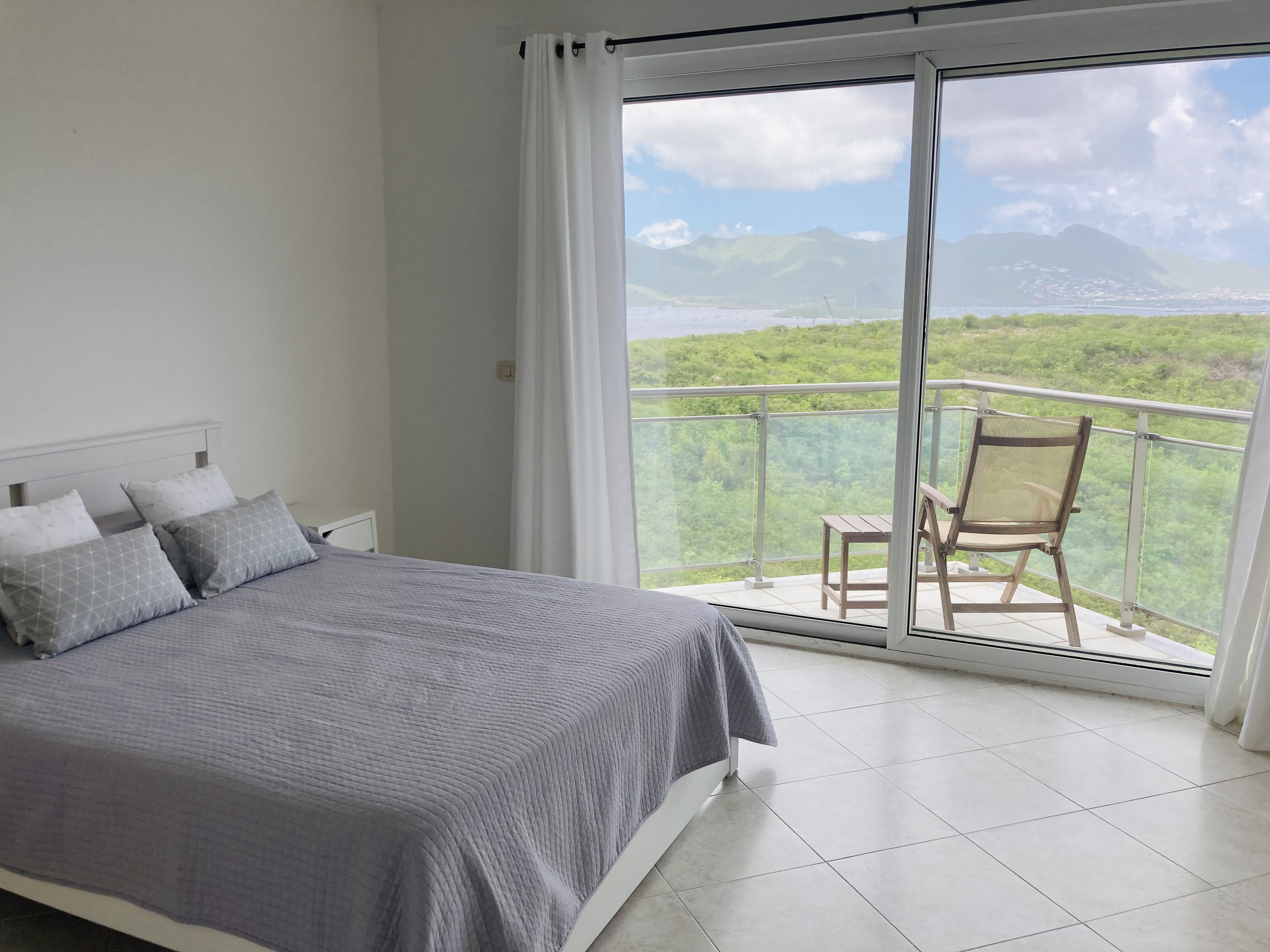 Utropia listings image: for sale, 1 bedroom, 1.5 bath ocean view condo, sint maarten, maho 10.jpg