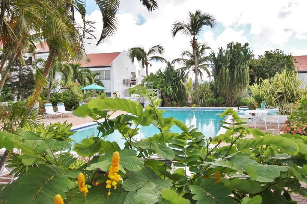 Utropia listings image: for rent studio apartment, st. maarten, cupecoy 1.jpg