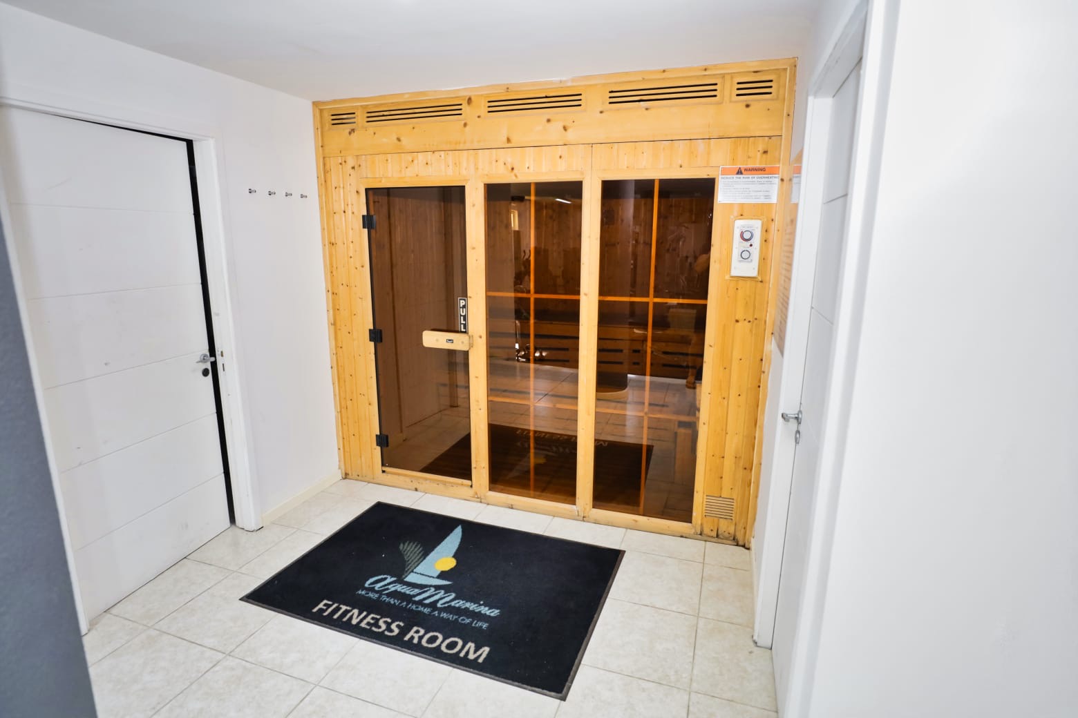 Utropia listings image: for sale, 1 bedroom, 1.5 bath ocean view condo, sint maarten, maho 14.JPG