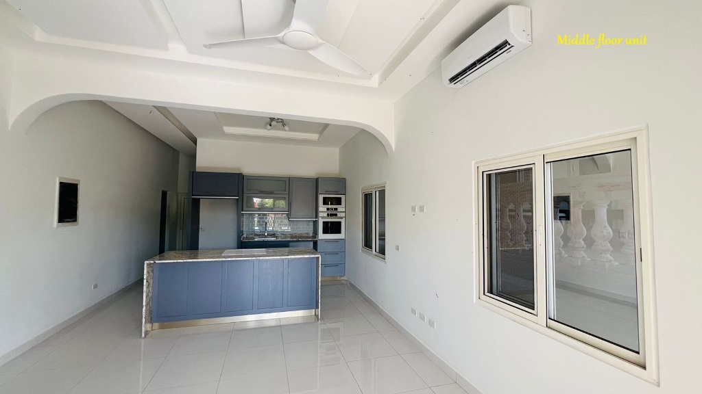 Utropia listings image: available for long term rental 2 bedroom apartment, sint maarten, cay hill 13.jpg