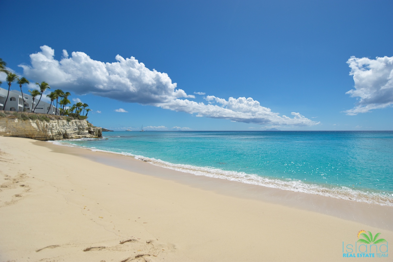 Utropia listings image: The cliff in St.Maarten common area .jpg