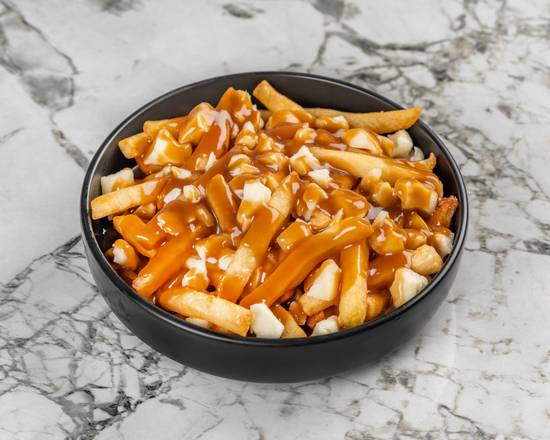 Classic Poutine image